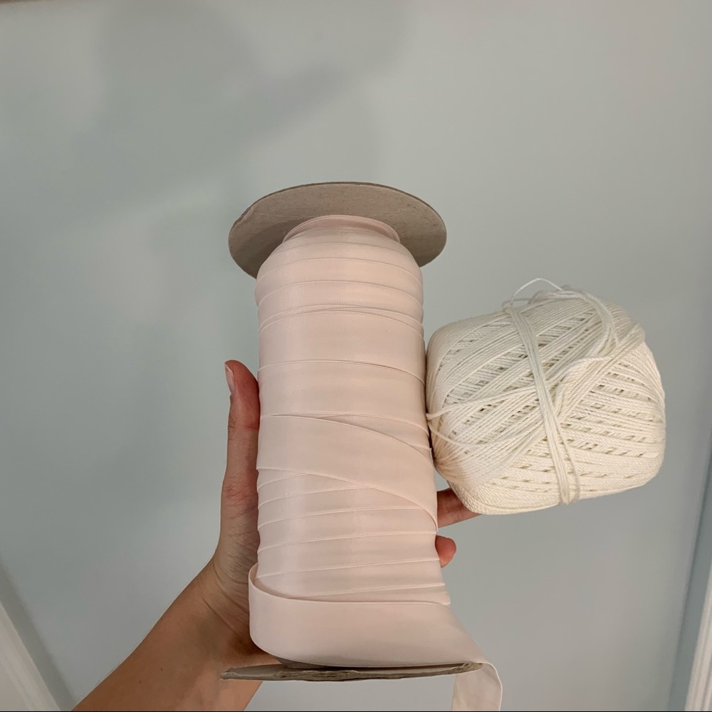 Pointe Shoe Stretch Ribbon and Sewing String